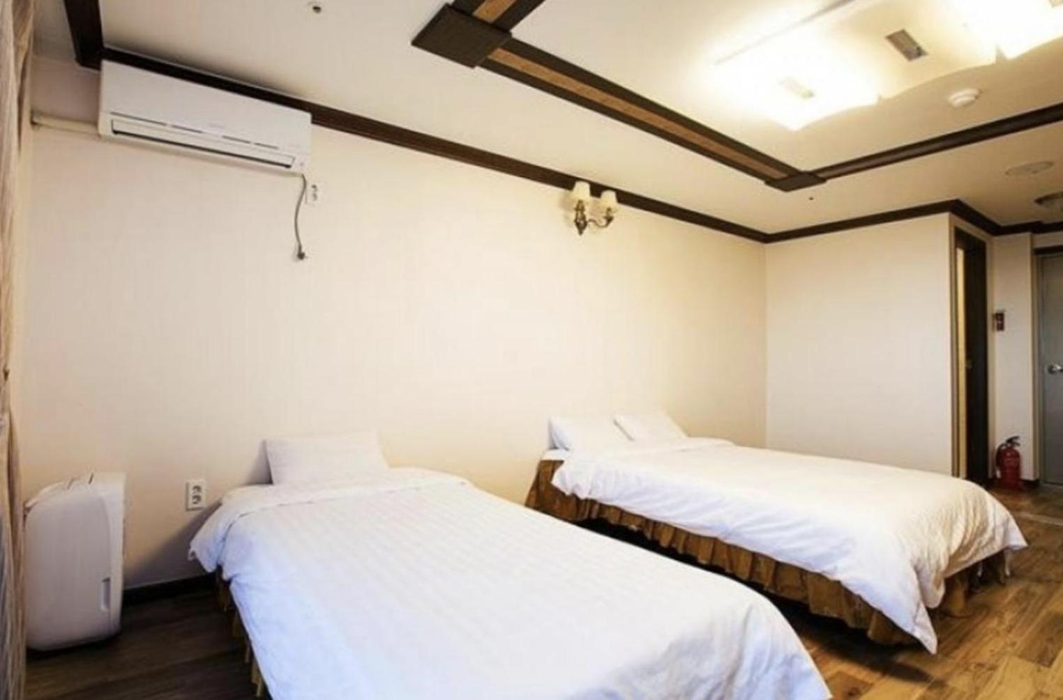 Jeju Ts Youth Hostel & Resort Seogwipo Exterior foto