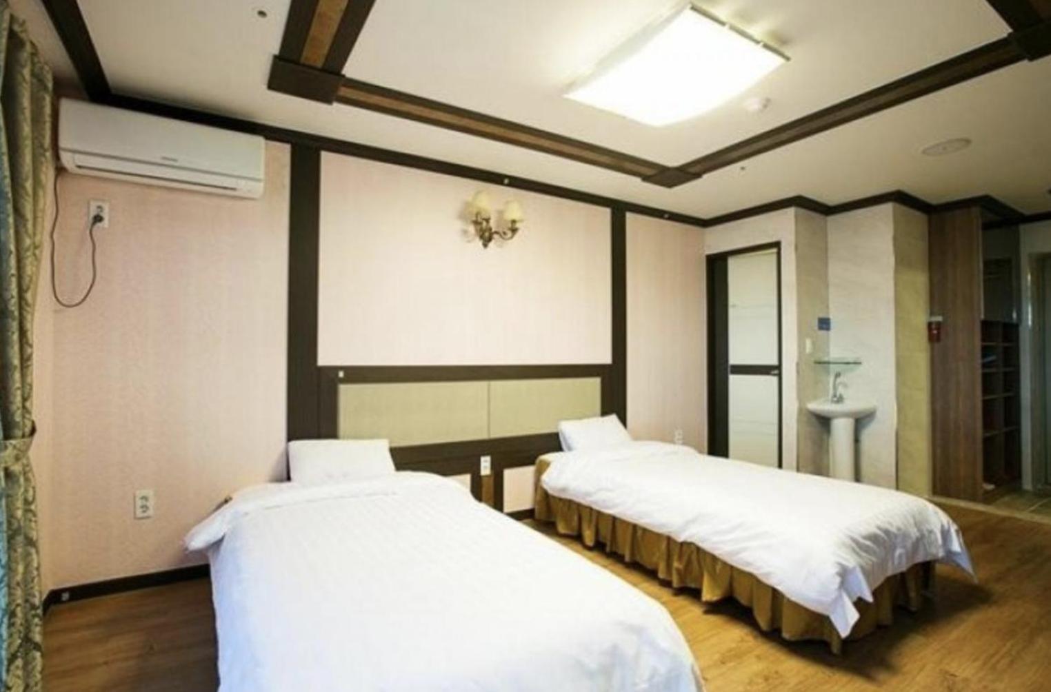 Jeju Ts Youth Hostel & Resort Seogwipo Exterior foto
